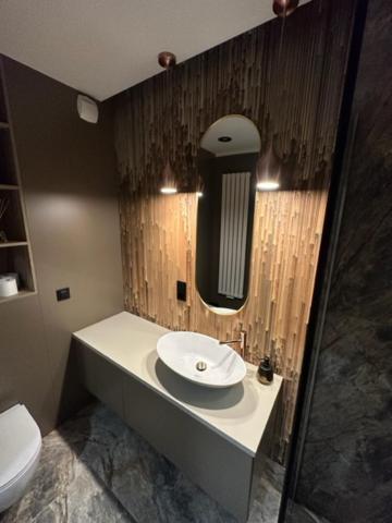 Gold Apartment Centrum Garaz Gliwice Buitenkant foto